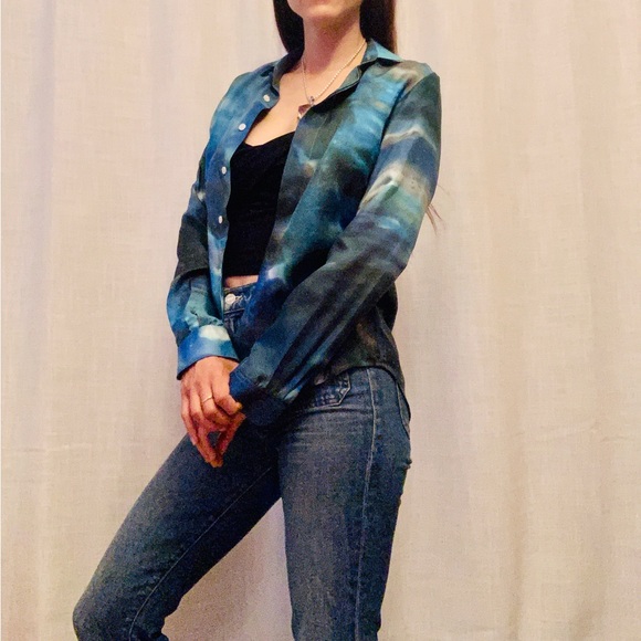 Patrick Ervell Hand Painted silk shirt. Size O. In great condition. - Picture 3 of 5